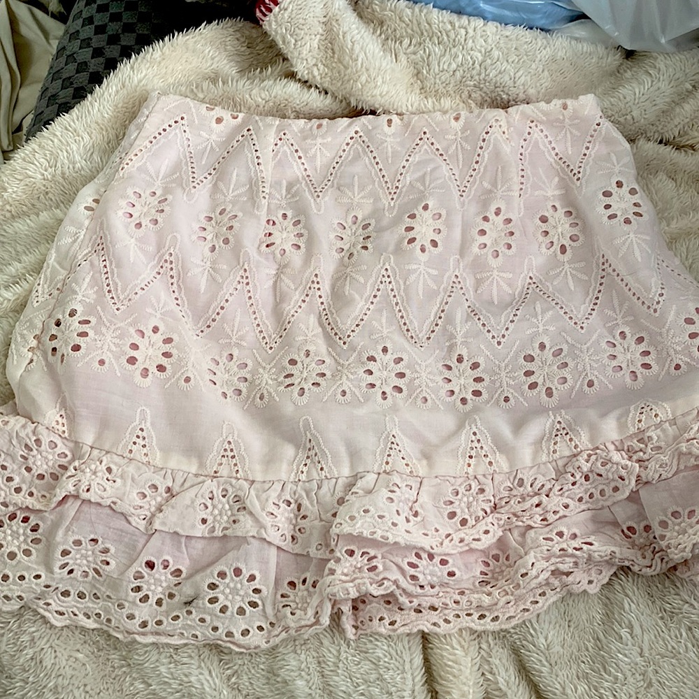 SHEIN pink & white floral skirt